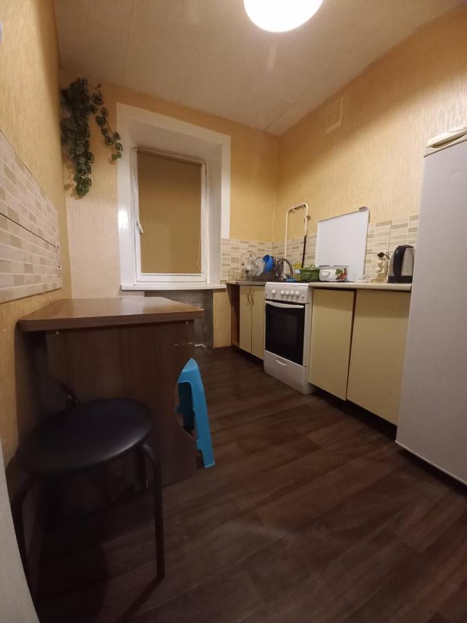 1 Комнатная Квартира Остановка Торговый Центр Čerkasy Esterno foto